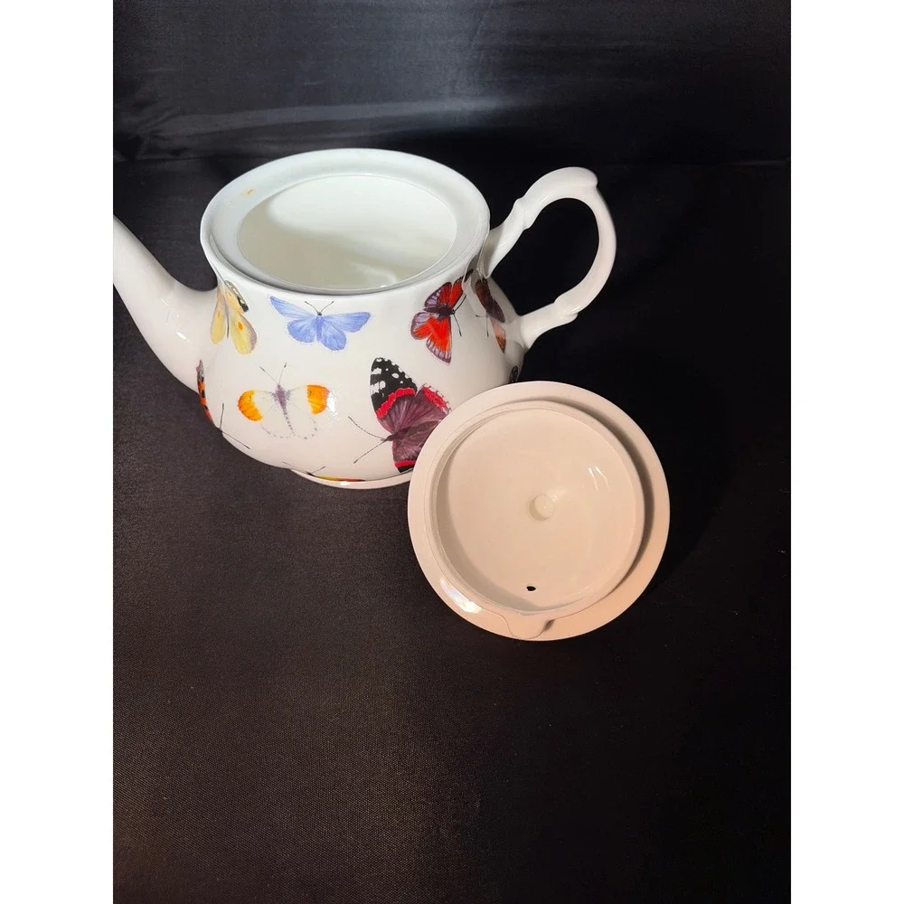 Roy Kirkham Butterfly Garden Fine Bone China Teapot Made in‎ England 2008 White